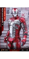 Iron Man 2 - Iron Man Mark V (5) 1/6th Scale Hot Toys Die-Cast Action Figure