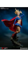 Superman - Supergirl Premium Format 1:4 Scale Statue