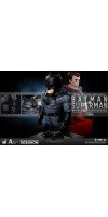 Batman vs Superman: Dawn of Justice - Batman Artist Mix Hot Toys Figure