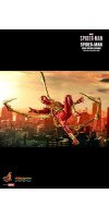 Marvel’s Spider-Man (2018) - Spider-Man Iron Spider Armour 1/6th Scale Hot Toys Action Figure