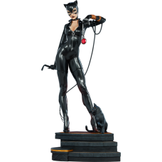 Batman - Catwoman Premium Format Statue