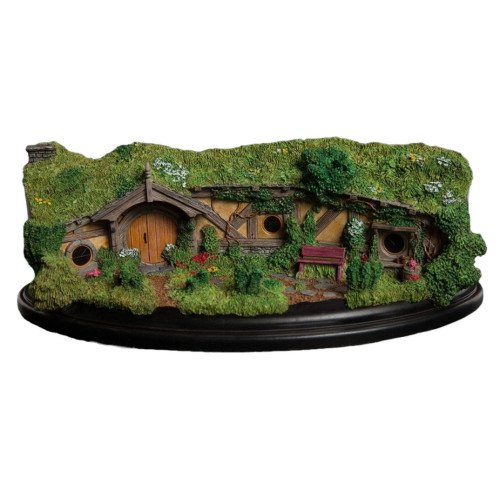 The Hobbit - #23 The Great Garden Smial Hobbit Hole Diorama