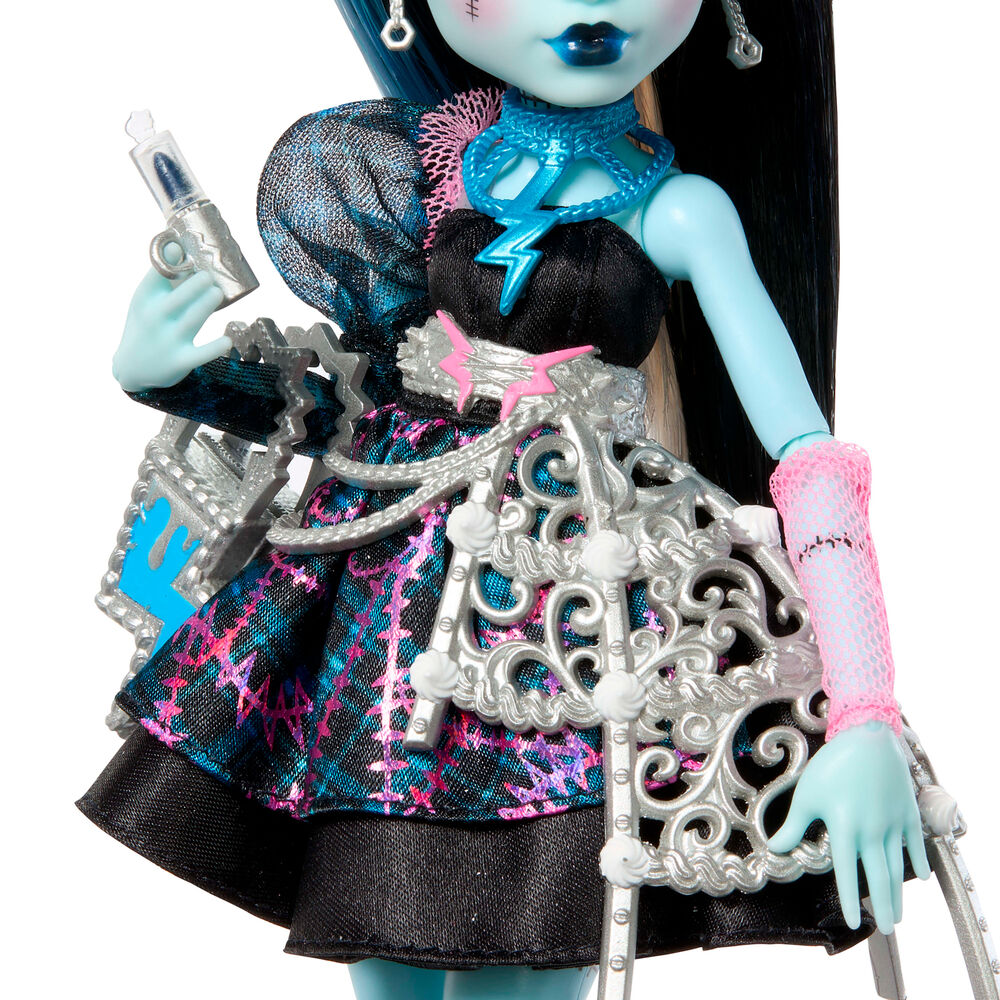 Monster High Scary Sweet Birthday 1600 Frankie Stein doll - Image 5