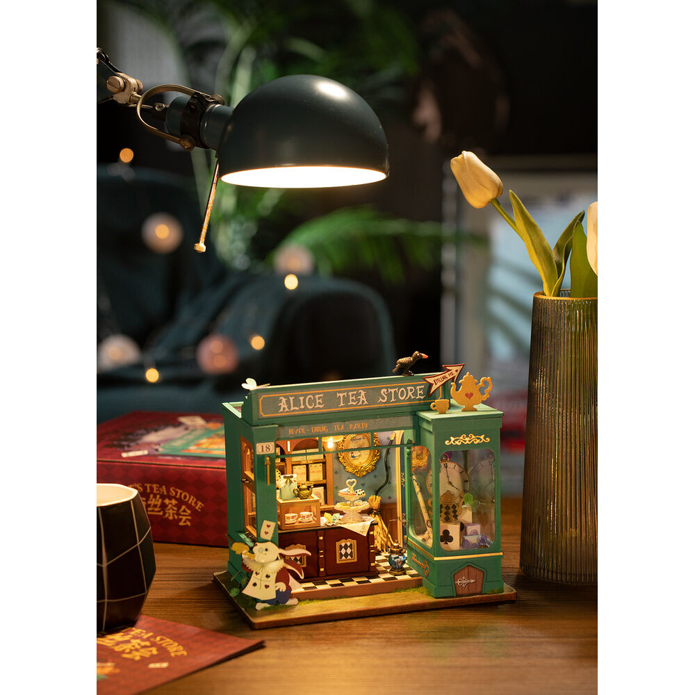Alice's Tea Store model 136pcs - Image 5