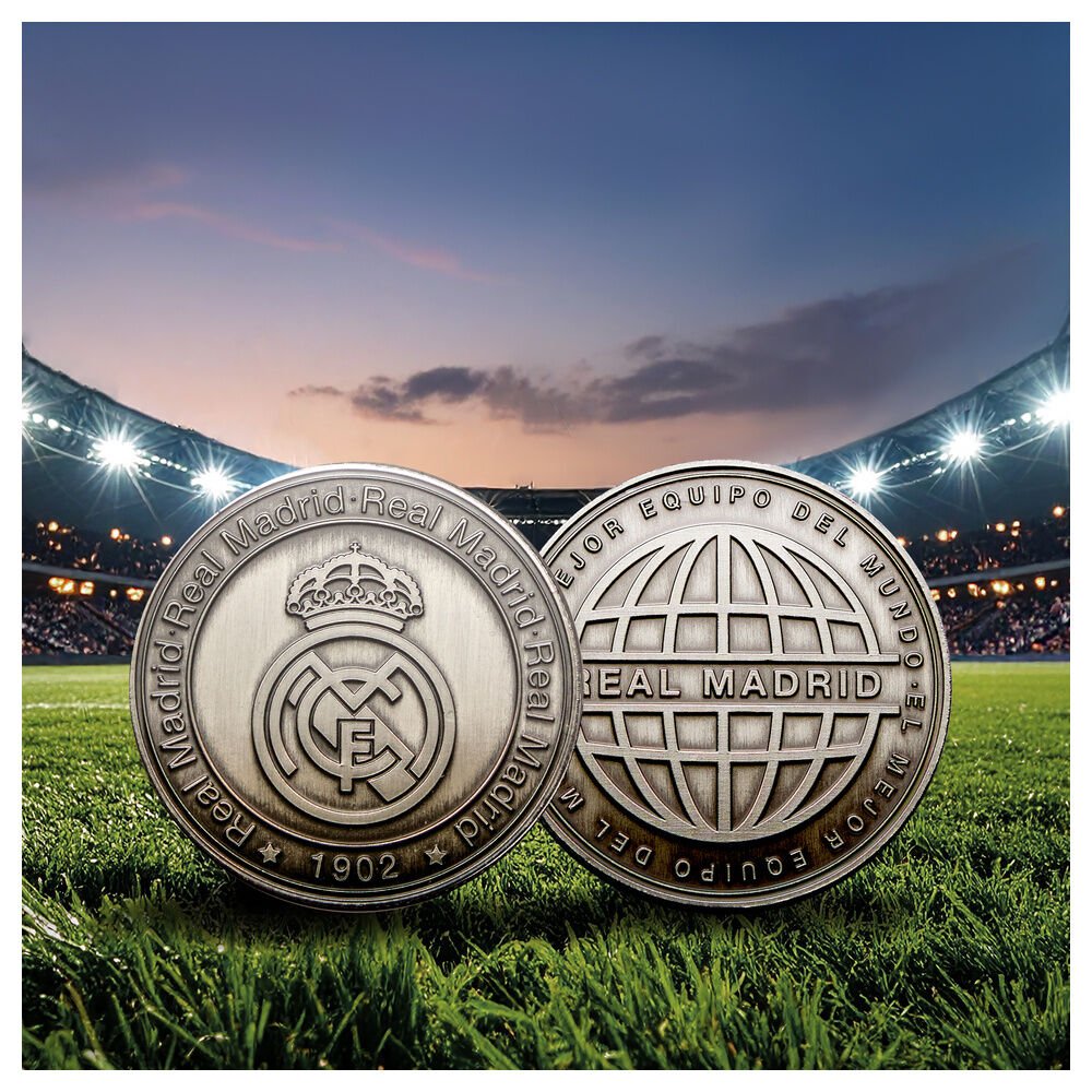 Real Madrid The Best Team in the World coin - Image 7