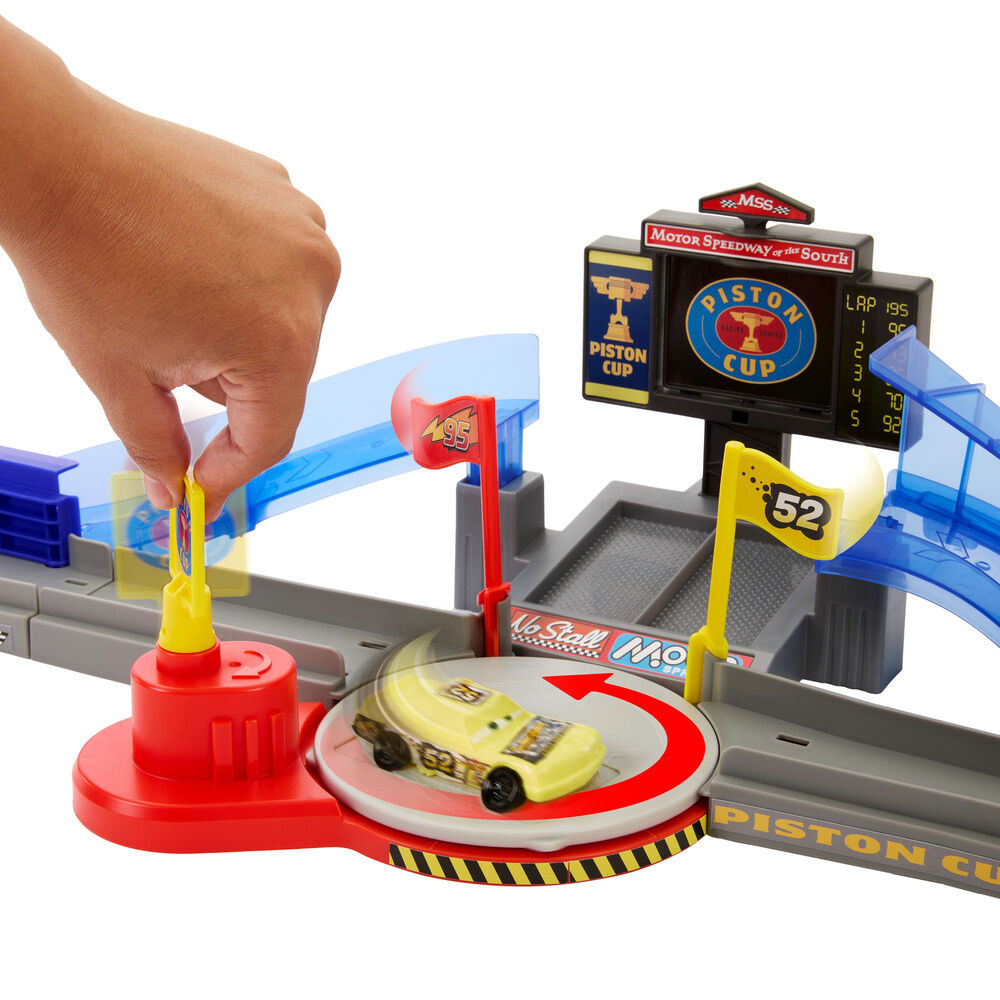 Disney Pixar Cars Piston Cup Stunting Speedway - Image 3