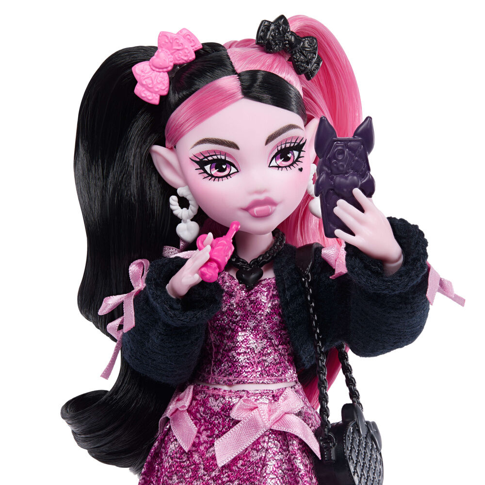 Monster High Draculaura doll - Image 5