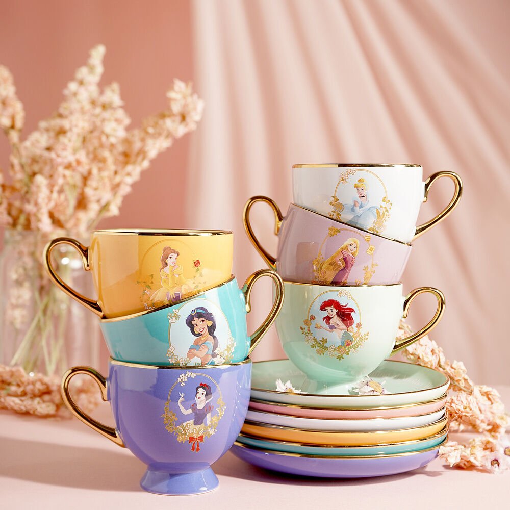 Disney Princess Snow White tea cup & saucer - Image 6