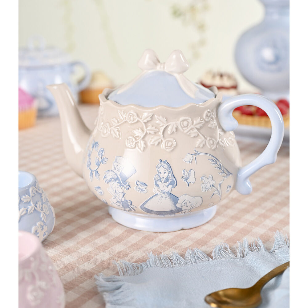 Disney Alice in Wonderland tea pot - Image 6