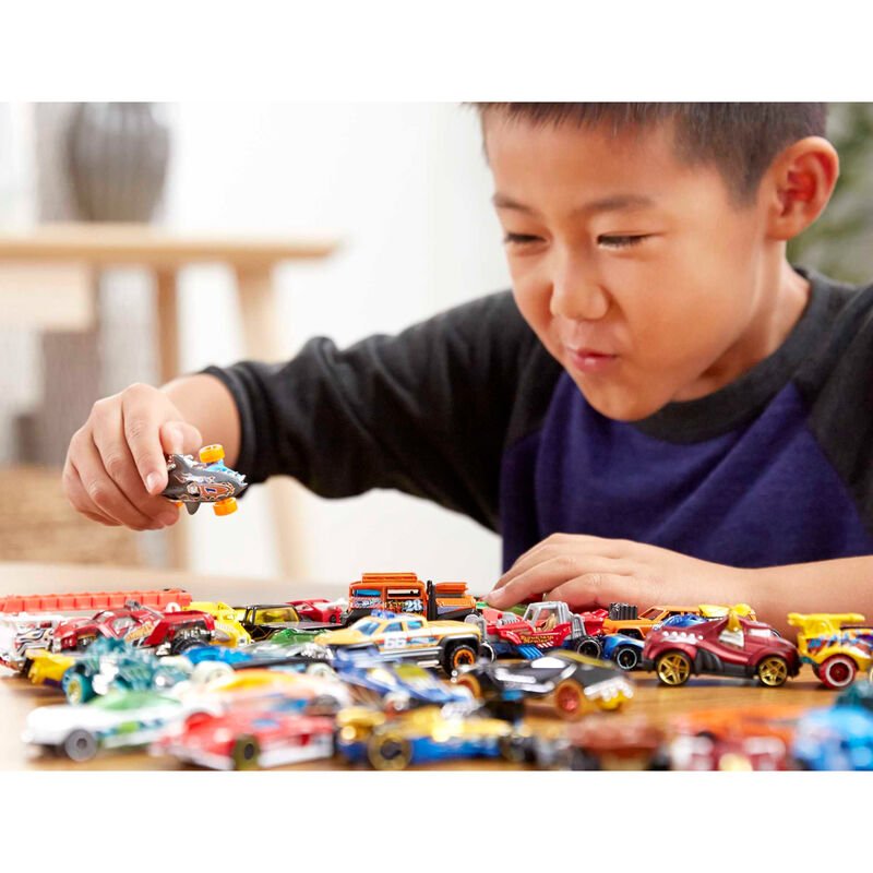 Hot Wheels assorted car - Image 3