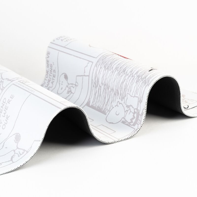Snoopy gaming desk mat - Image 4