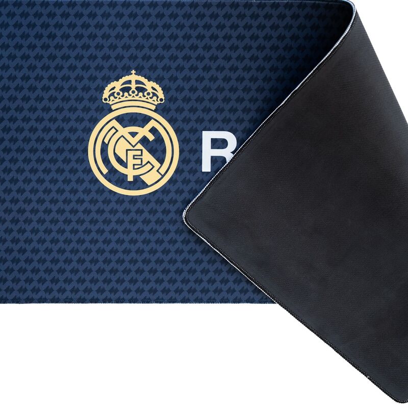Real Madrid gaming desk mat - Image 4