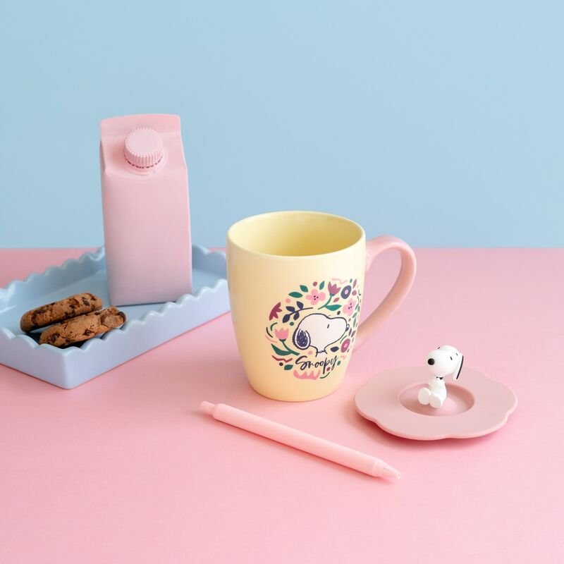 Snoopy premium mug with lid - Image 3