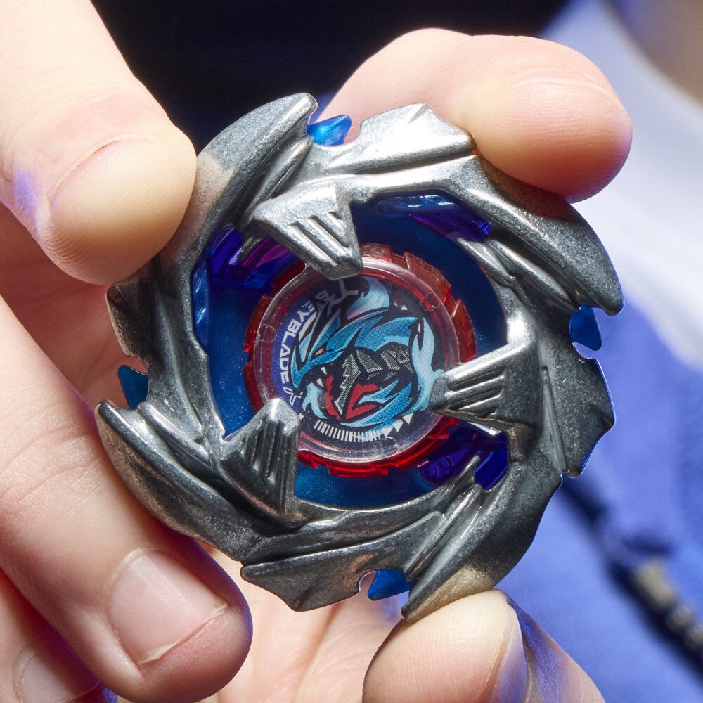 Beyblade X Cobalt Dragoon 2-60C Premium set launcher with rope and top - Image 11