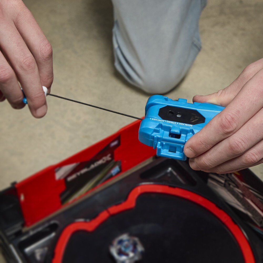 Beyblade X Cobalt Dragoon 2-60C Premium set launcher with rope and top - Image 12