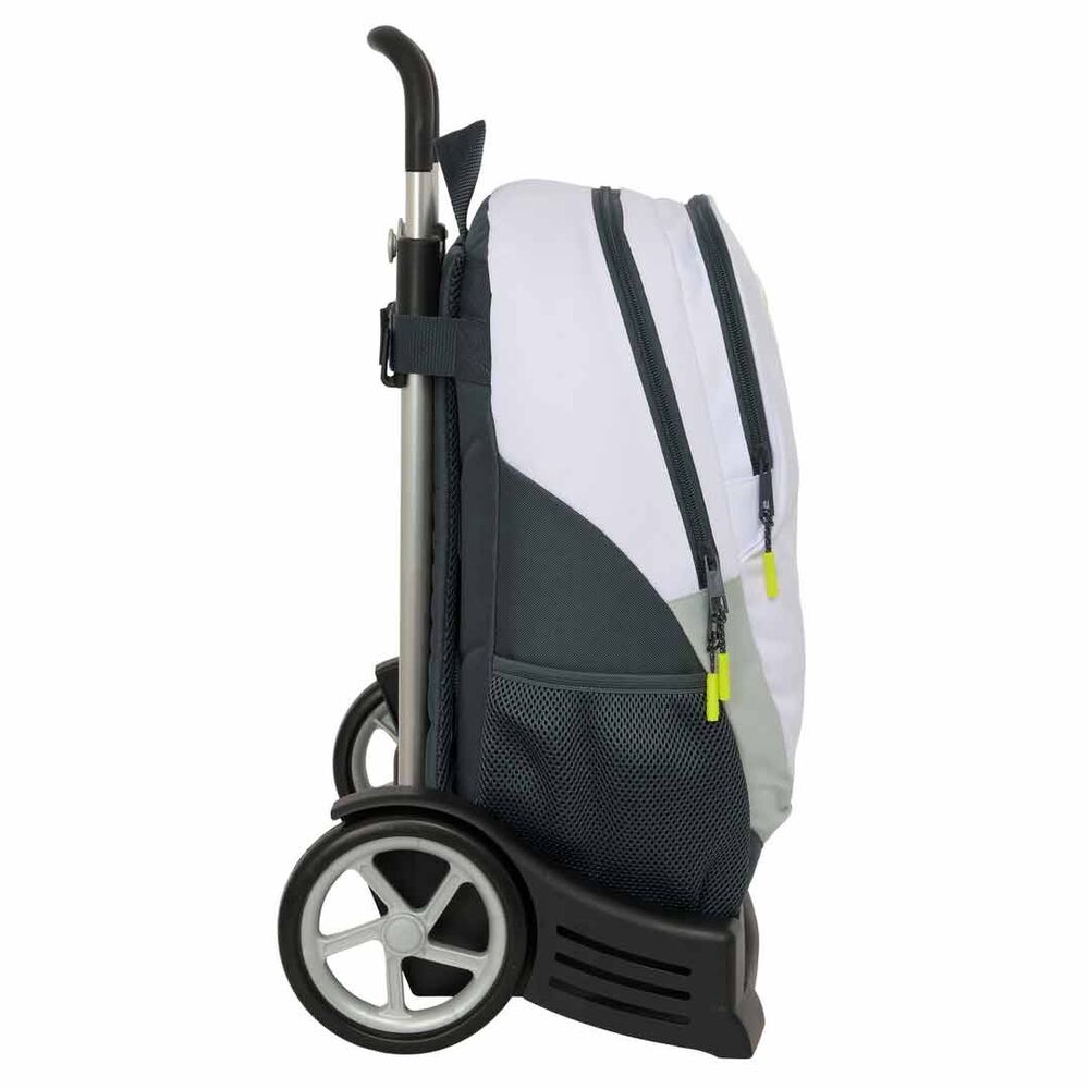 Real Madrid 25/26 evolution trolley 44cm - Image 3