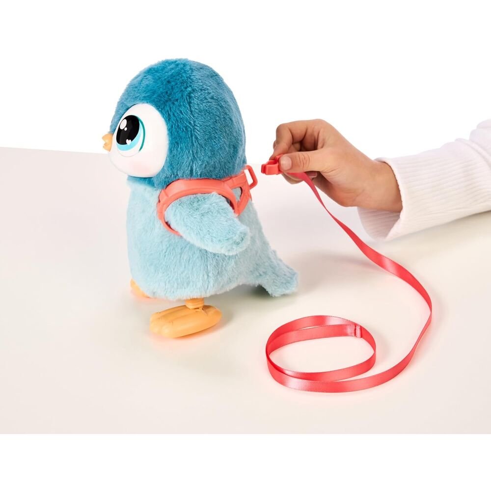 Little Live Pets My Pet Penguin - Image 4
