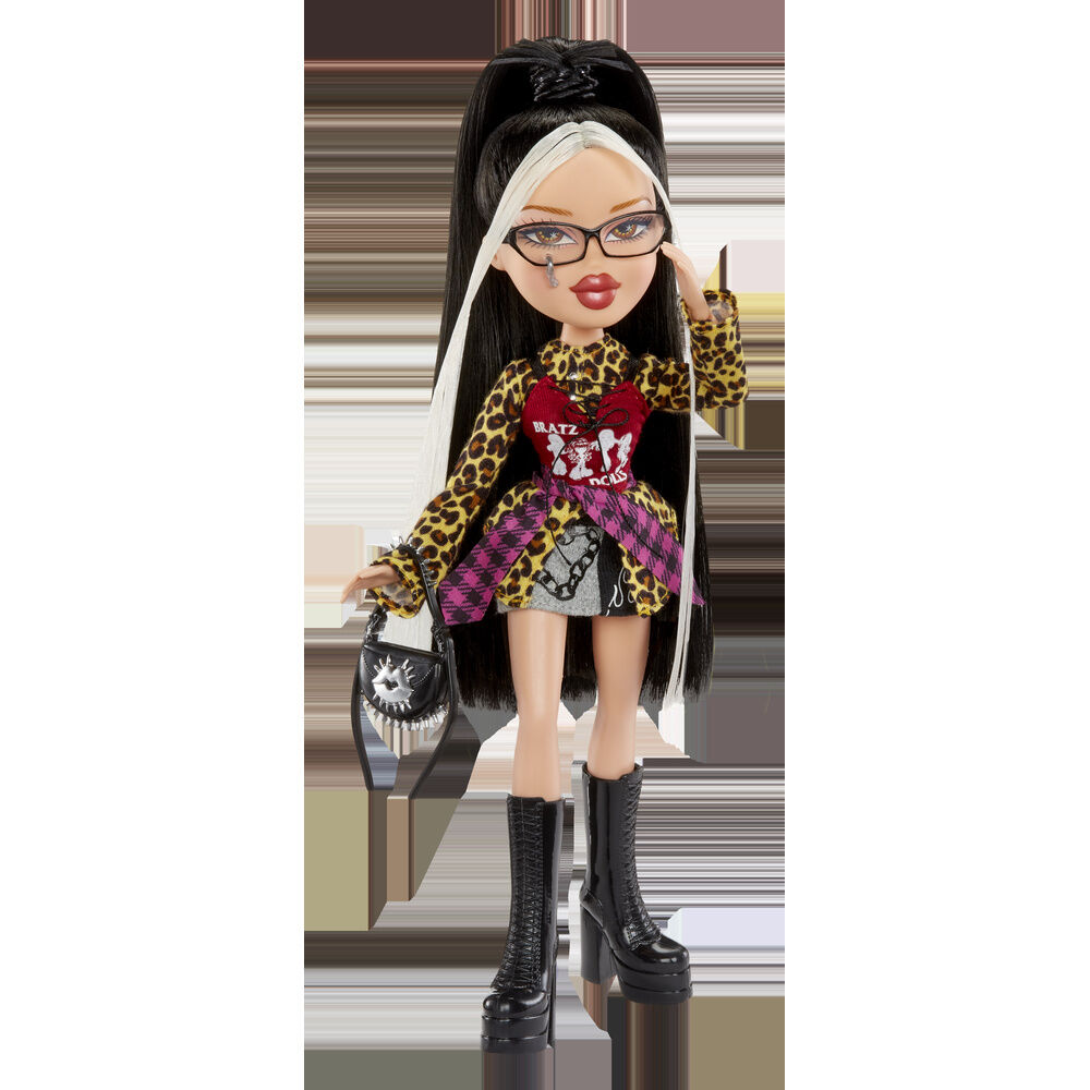 Bratz Stylin Jade doll + t-shirt - Image 3