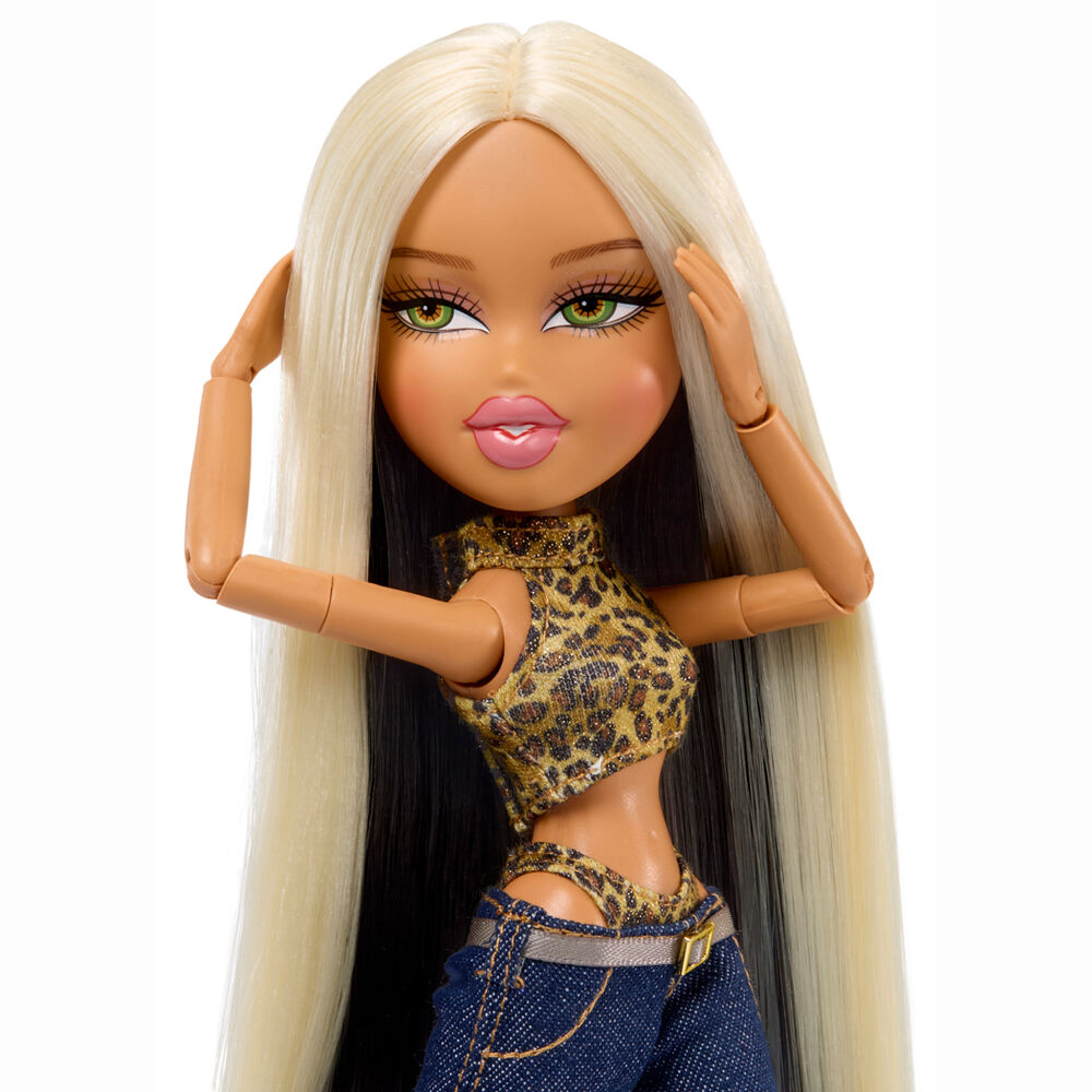 Bratz Lola Indigo doll - Image 15