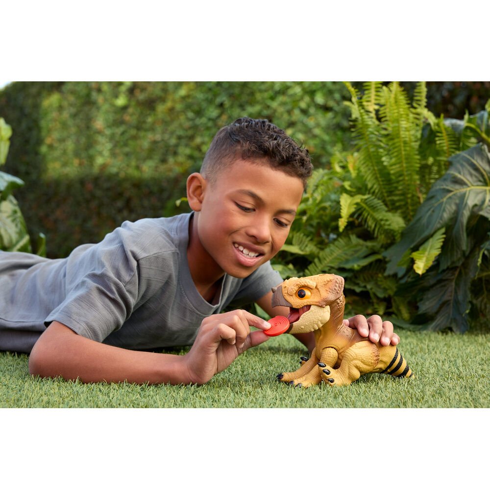 Jurassic World Aquilops interactive dinosaur - Image 6