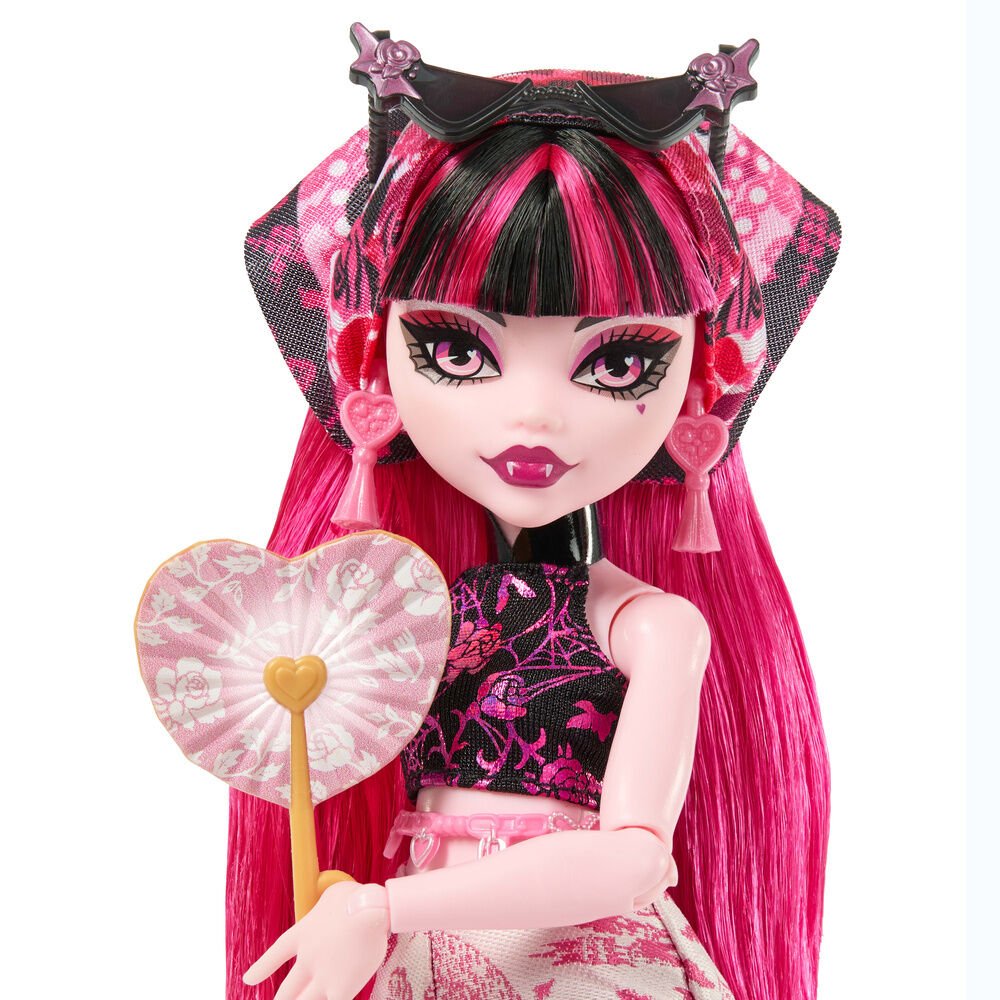 Monster High Skulltimate Secrets Series 7 Draculaura doll - Image 5