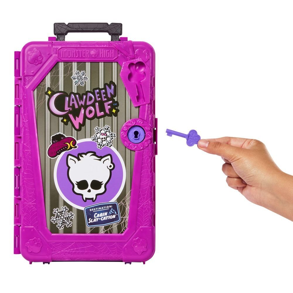 Monster High Skulltimate Secrets Clawdeen Wolf doll and wardrobe - Image 5